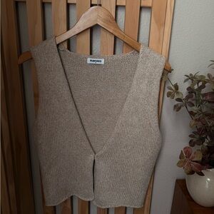 M Oatmeal Rumored Vest